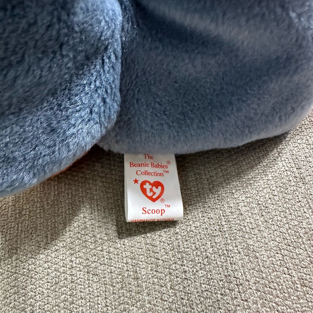 Ty Beanie Baby 1996Scoop Pelican with Orange Beak and Gray Body - Picture 4 of 8
